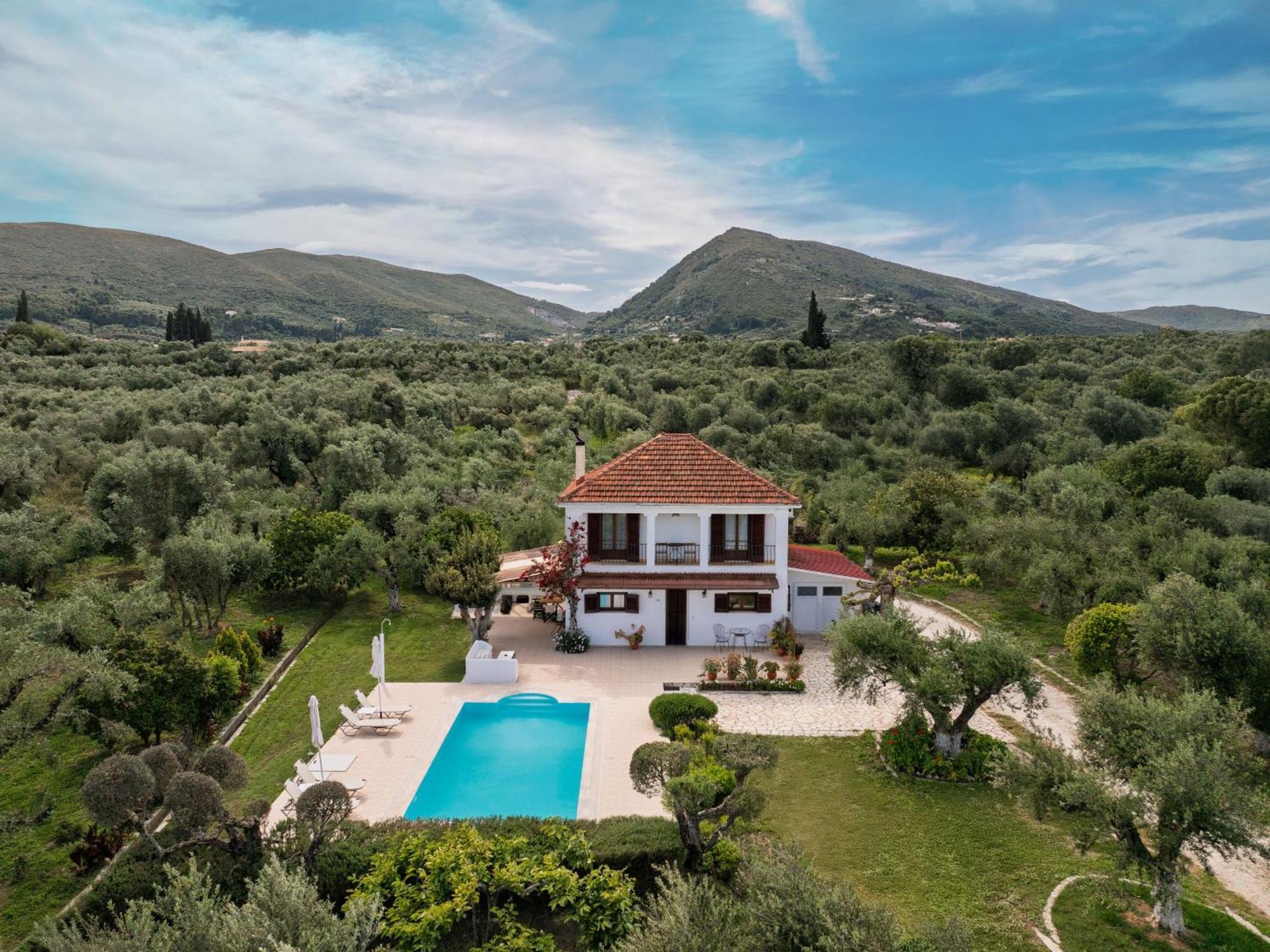 Villa Lola - 3 Bedrooms & Private Pool Lithakia (Zakynthos) Exterior foto
