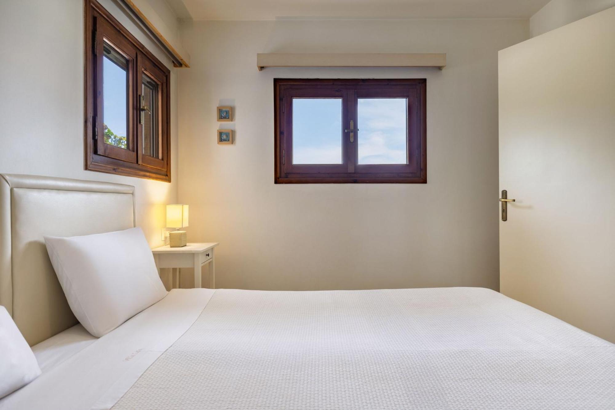 Villa Lola - 3 Bedrooms & Private Pool Lithakia (Zakynthos) Exterior foto